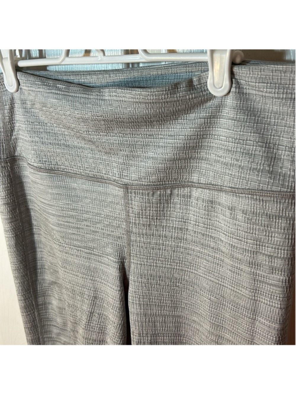 Athleta High Rise Leggings Gray Jacquard Chaturanga Size large - Picture 3 of 7